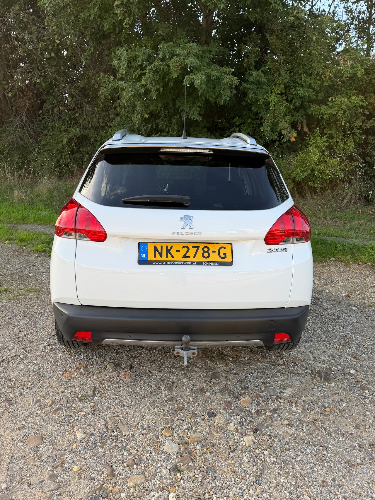 Peugeot 2008 - 1.2 PureTech Allure Pack Premium Plus Cruise control, airco, trekhaak