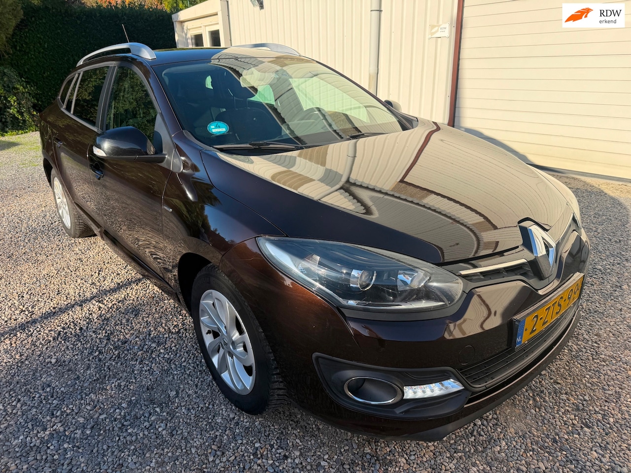 Renault Mégane Estate - 1.5 dCi Limited NAVI.CLIMA.CRUISE.APK.NAP! - AutoWereld.nl