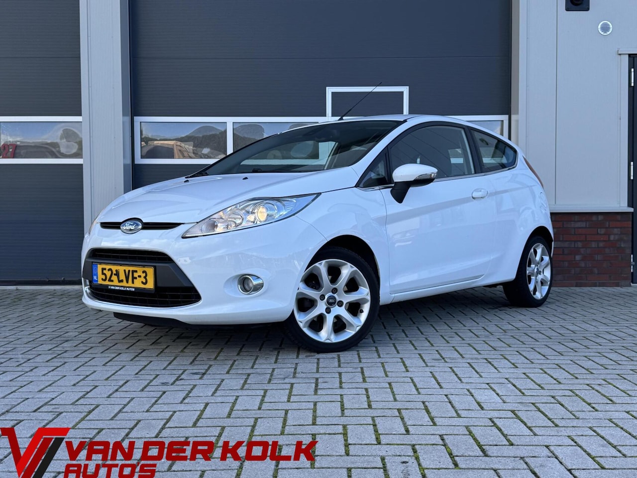 Ford Fiesta - 1.25 Titanium | Climate | Cruise | Sensoren | Lichtmetaal - AutoWereld.nl