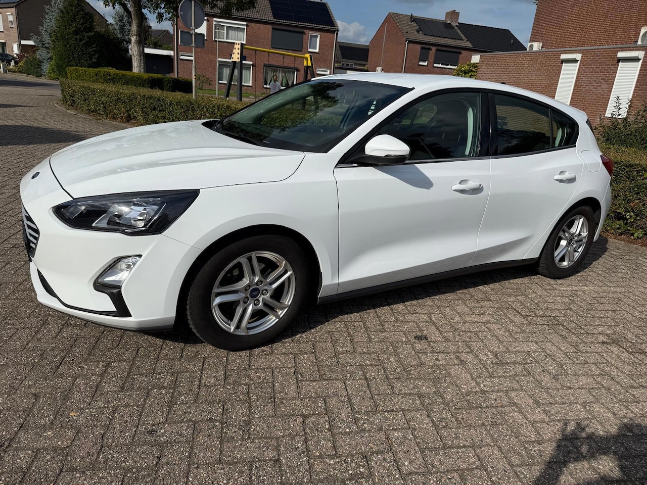 Ford Focus - 1.0 EcoBoost Hybrid Trend Edition Business 1.0 EcoBoost Hybrid Trend Edition Business - AutoWereld.nl