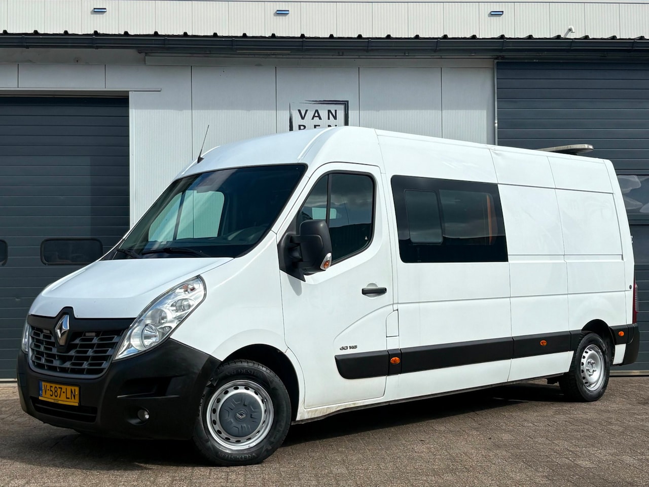 Renault Master - T35 2.3dCi 145pk L3H2 Navi Camera Clima Cruise EURO 6! - AutoWereld.nl