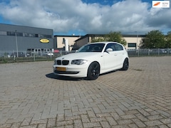BMW 1-serie - 116i Business Line