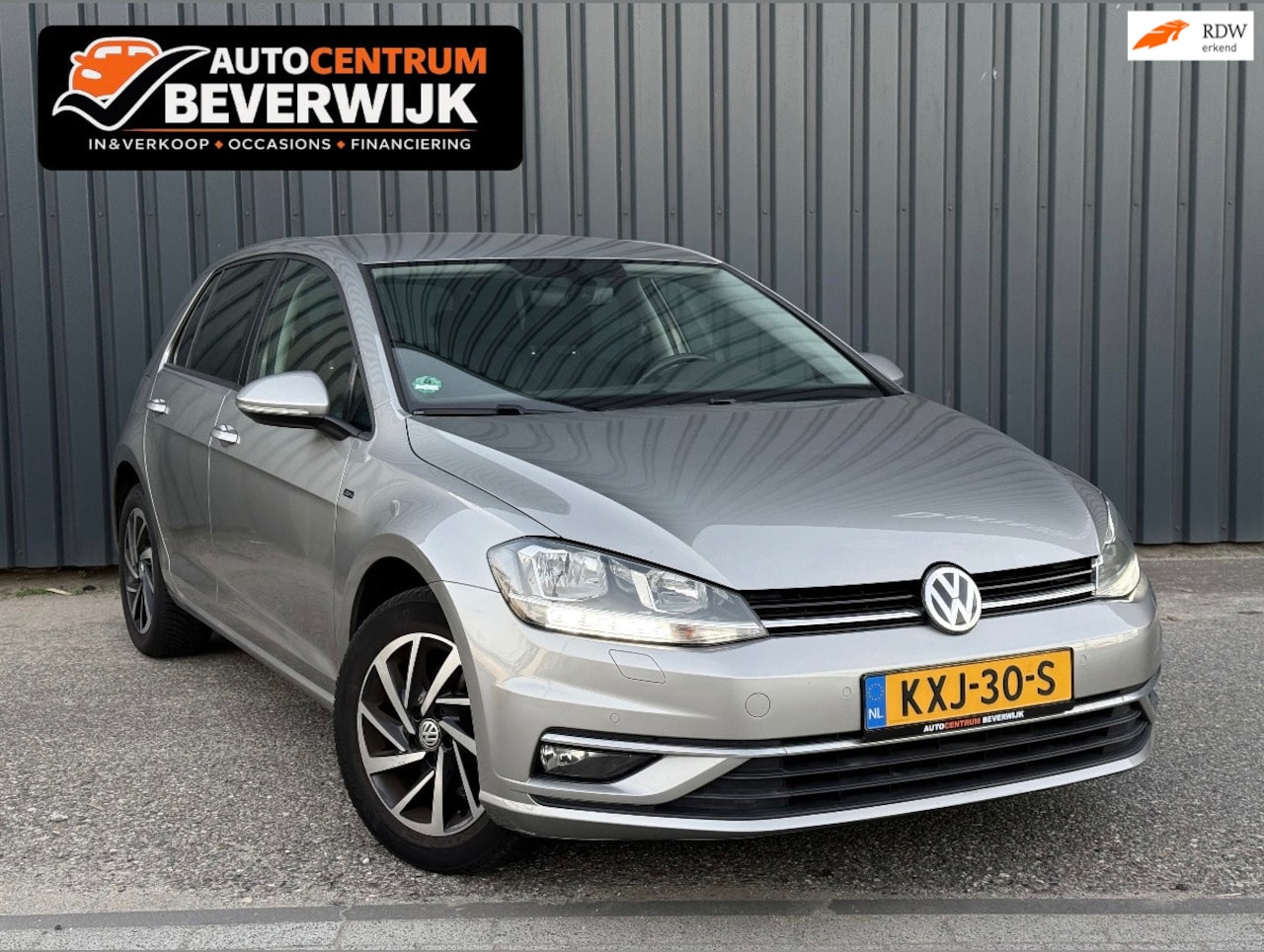 Volkswagen Golf - 1.0 TSI Highline Join 116pk 2018 Grijs Led - AutoWereld.nl