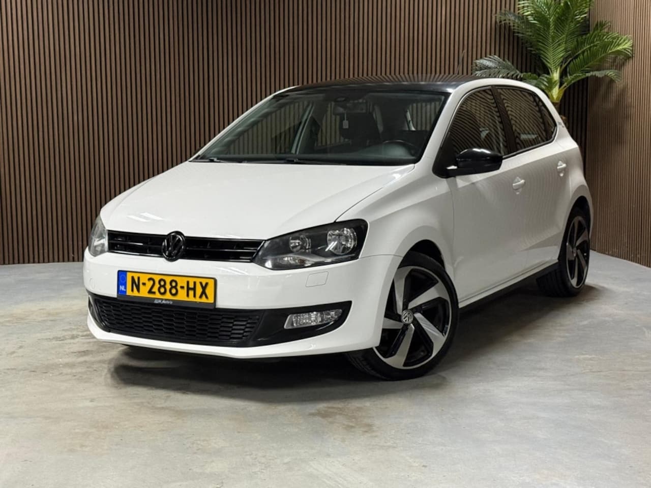 Volkswagen Polo - 1.4-16V Highline Black edition - AutoWereld.nl