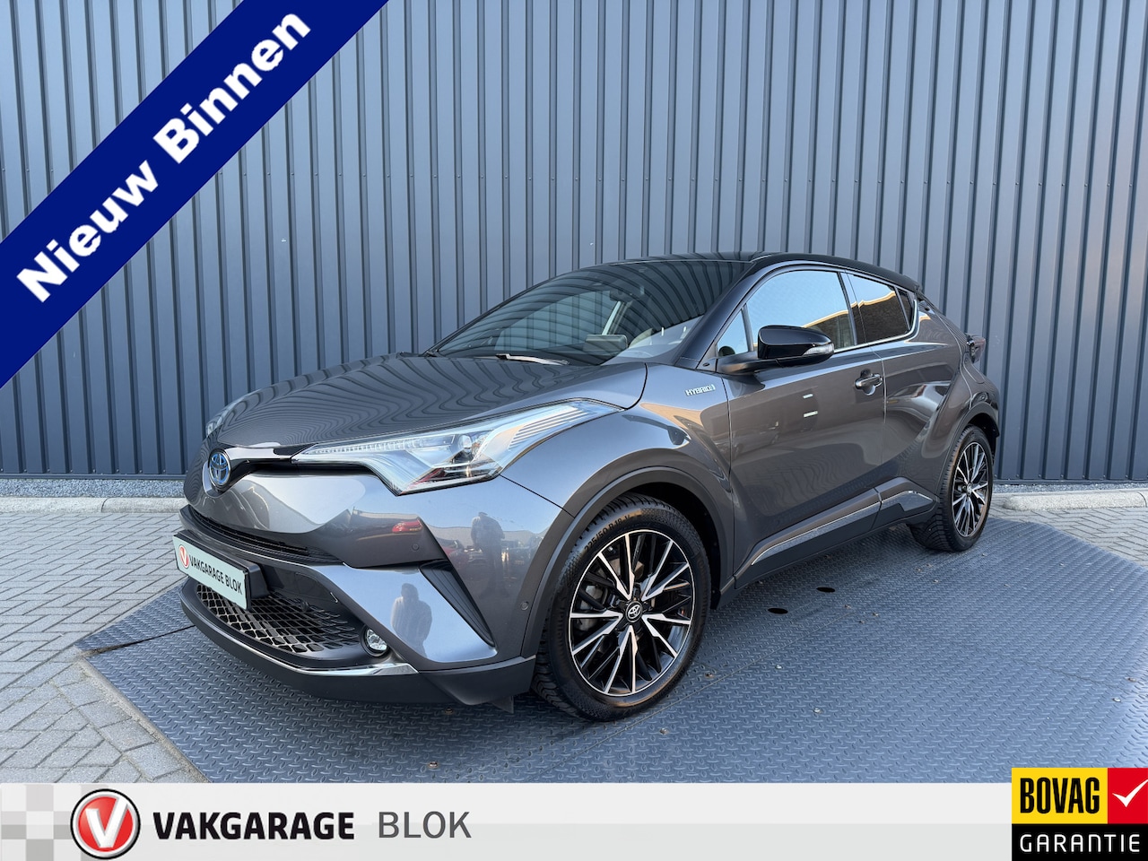 Toyota C-HR - 1.8 Hybrid Executive Ultimate / Bi tone | Creme Leer | JBL | LED | 10 jr GARNTIE | Rijklaa - AutoWereld.nl