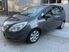 Opel Meriva - 1.4 Turbo Design Edition AUTOMAAT