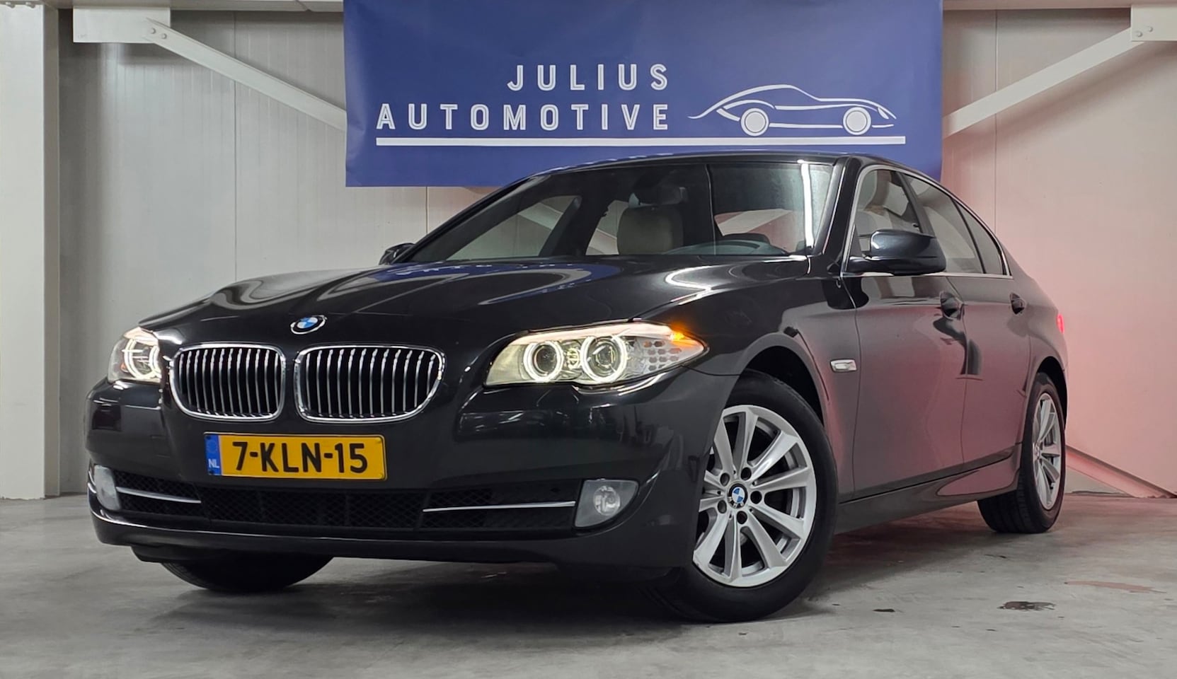 BMW 5-serie - 520i High Executive+ 2e Eigenaar Groot Navi Xenon Leer Netjes! - AutoWereld.nl