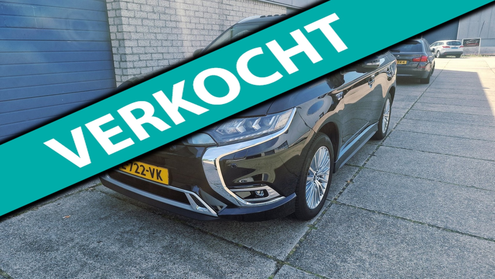 Mitsubishi Outlander - 2.4 PHEV Intense+ 2e eigenaar Navigatie NAP.... - AutoWereld.nl