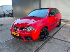 SEAT Ibiza - 1.4-16V Stella Airco/Cruise Jaar apk