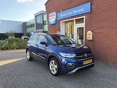 Volkswagen T-Cross - 1.0 TSI Style Automaat Camera Adaptive Cruise CarPlay Stoelverwarming Parkeersensoren