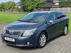 Toyota Avensis Wagon - 1.8 VVT-I Executive Automaat/ ECC/ LM/ Trekhaak/ Stoelverw