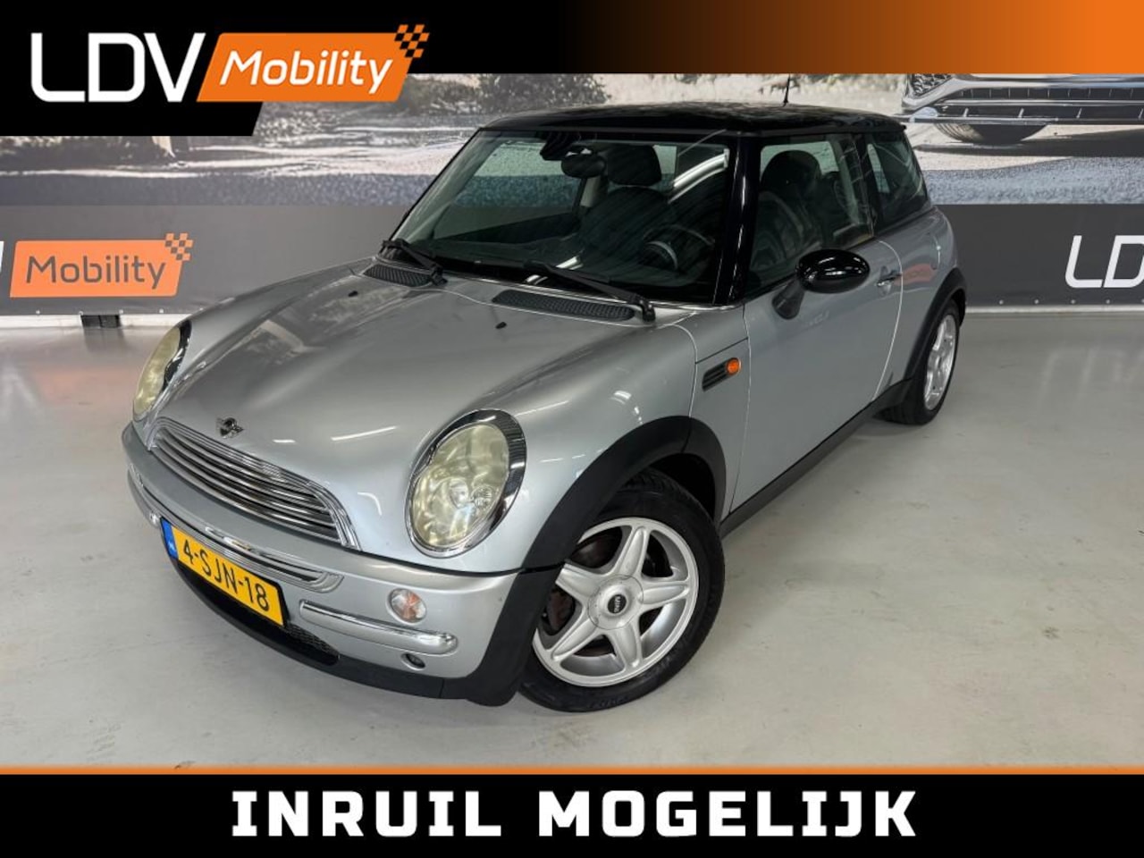 MINI Cooper - 1.6 COOPER CHILI / 111453 km / APK t/m 02-05-2027 / Documentatie aanwezig. - AutoWereld.nl