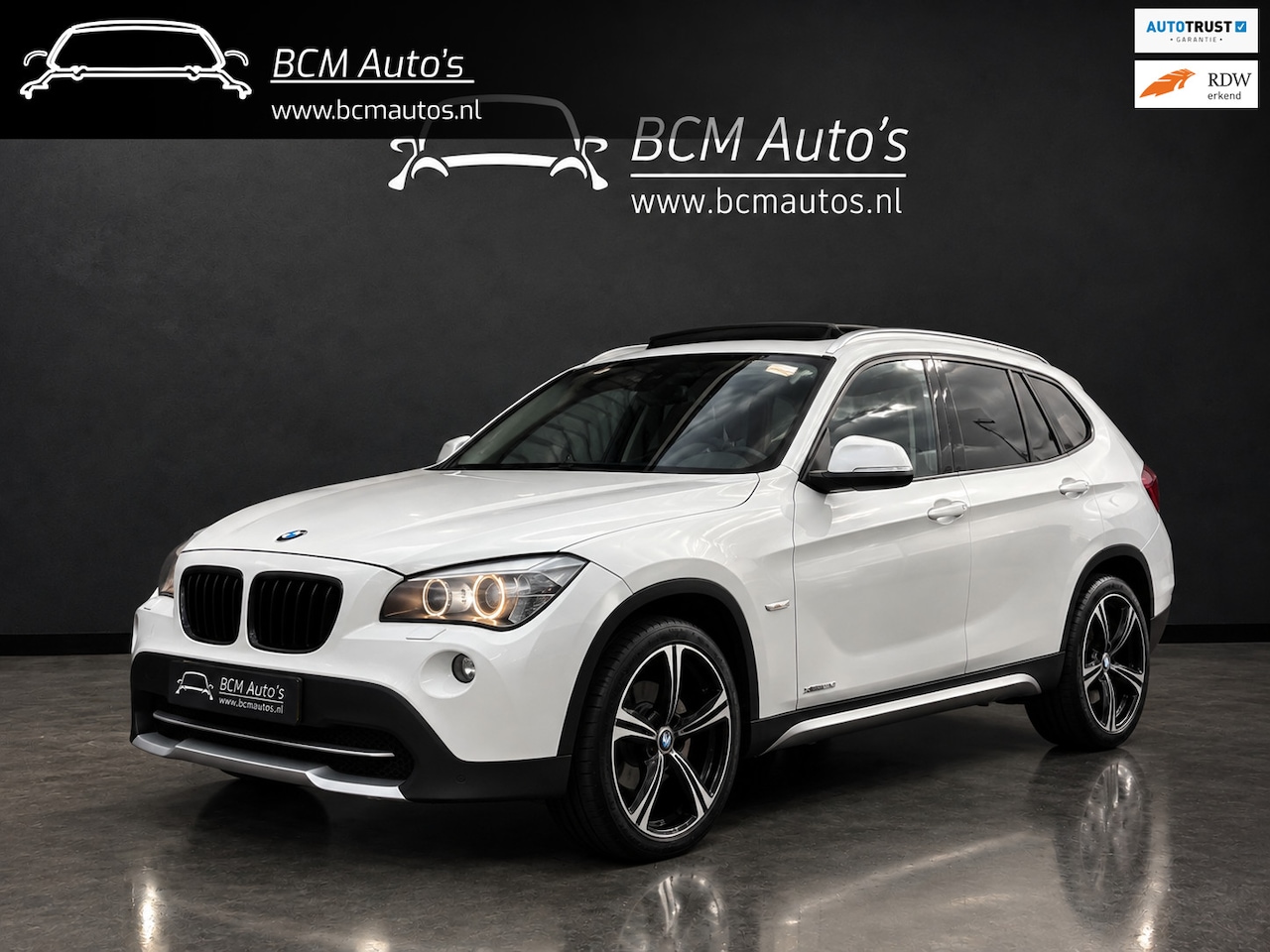 BMW X1 - SDrive18i Executive |Leer|Pano|Stoelverwarming|PDC|Clima|Sportstoelen| - AutoWereld.nl
