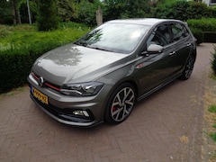Volkswagen Polo - 2.0 TSI 200pk 6-DSG GTi bij Vakgarage® met 12 maanden BOVAG garantie