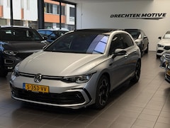 Volkswagen Golf - 1.5 eTSI R-Line / Pano / Camera / CarPlay /