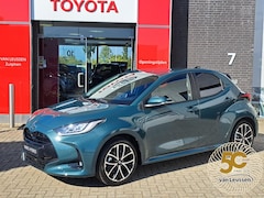 Toyota Yaris - 1.5 Hybrid 115 Dynamic COMFORT PACK NIEUW & DIRECT LEVERBAAR PARKEERSENSOREN STOEL/STUURVE