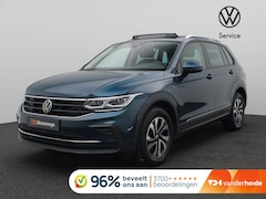 Volkswagen Tiguan - 1.4 TSI eHybrid Life Business 245PK DSG SOH 94, 13%, Panoramadak, Trekhaak, Parkeersensore