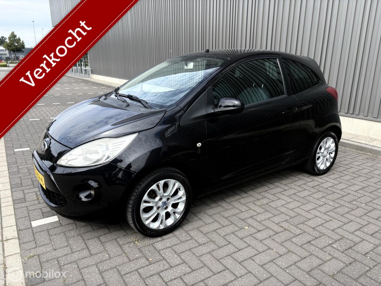Ford Ka - 1.2 Cool&Sound Nieuwe Apk +Grotebeurt lage kilometer stand 1e eigenaar - AutoWereld.nl
