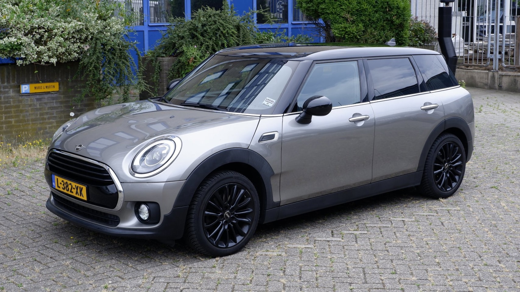 MINI Clubman - 1.5 Cooper Chili Serious Business - AutoWereld.nl