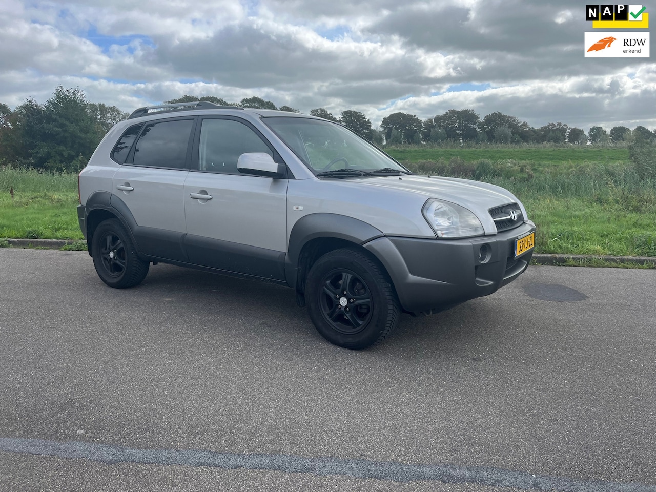Hyundai Tucson - 2.0i Style 2.0i Style - AutoWereld.nl