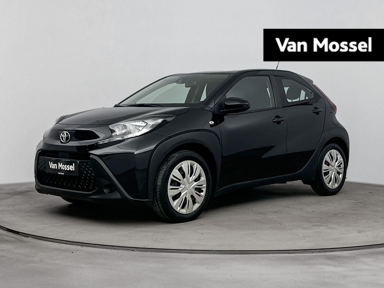 Toyota Aygo X - 1.0 VVT-i MT Play | Adaptieve Cruise Control | Apple Carplay/Android Auto | Afneembare Tre - AutoWereld.nl