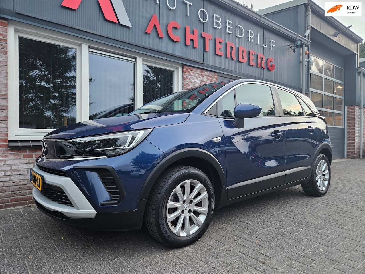 Opel Crossland - 1.2 Turbo Elegance Trekhaak! Camera! Airco! Cruise Control! Nette Auto! - AutoWereld.nl