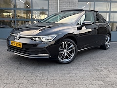 Volkswagen Golf - 1.4 eHybrid Style|SCHUIFDAK|ELEK. TREKHAAK|CAMERA|