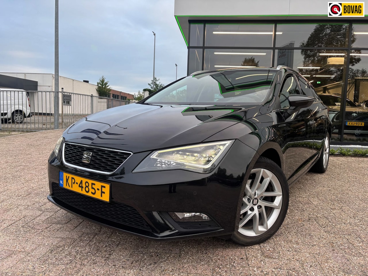 SEAT Leon ST - 1.4 EcoTSI Style Connect|Trekhaak - AutoWereld.nl