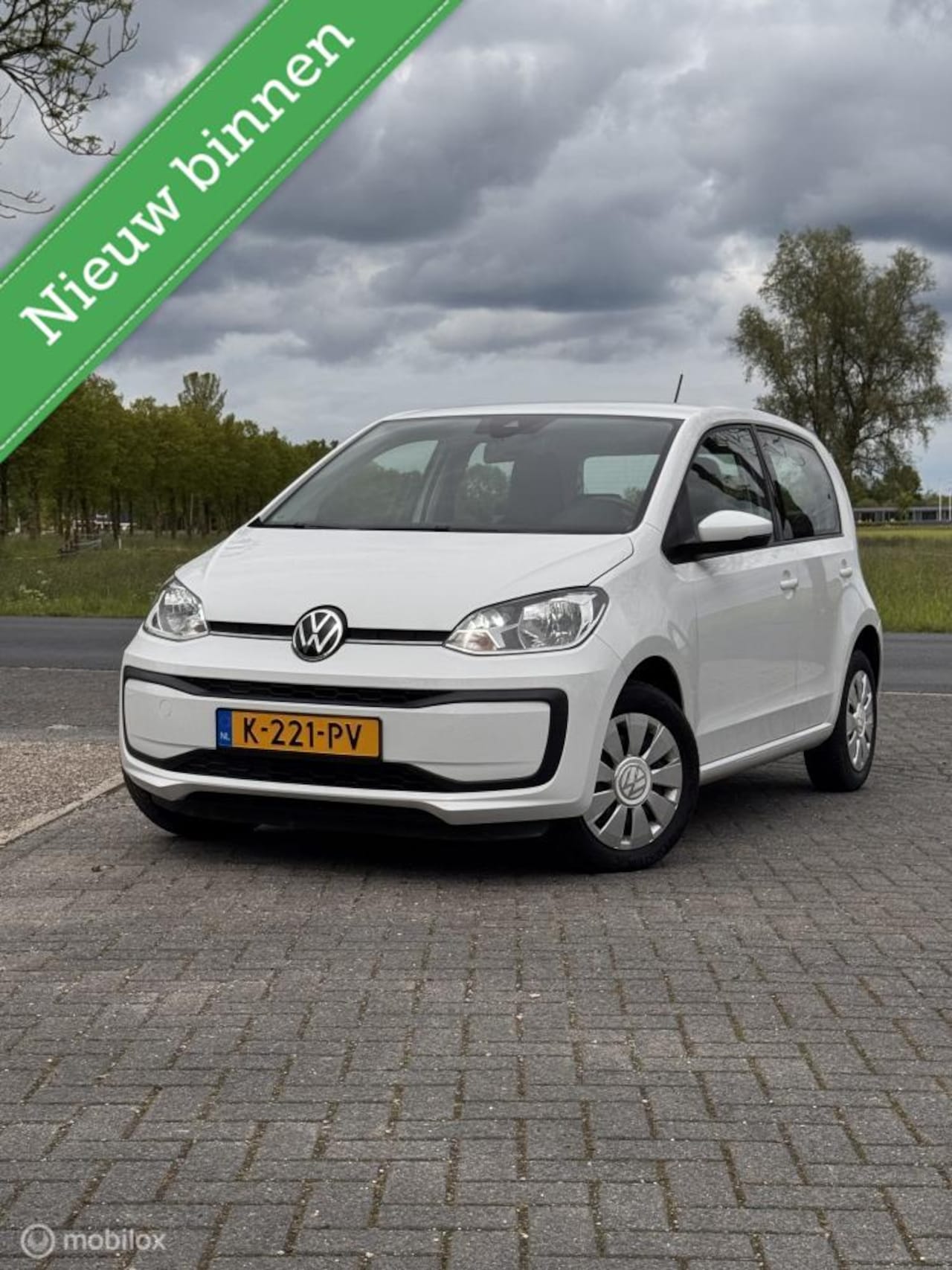 Volkswagen Up! - 1.0 DAB/Lane Assist/Elektrische ramen/Dealer - AutoWereld.nl