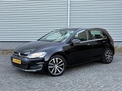 Volkswagen Golf - 1.4 TSI Highline Trekhaak Leder Stoelvw Massage Xenon