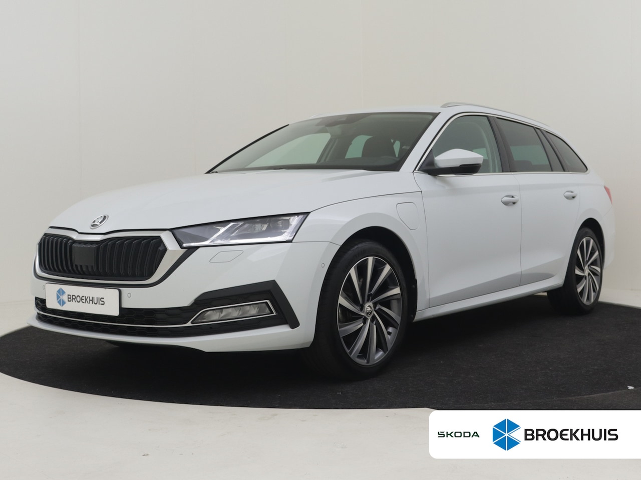Skoda Octavia Combi - 1.4 TSI iV PHEV Sportline business | Elektr. Stoel incl Ventilatie/Verwarm/Memory | Head u - AutoWereld.nl
