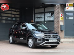 Volkswagen T-Roc - 1.0 TSI Life // Digital Dashboard // Stoelverwarming // Apple/Android Carplay