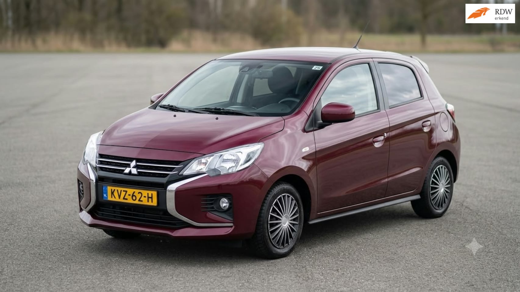 Mitsubishi Space Star - 1.2 Instyle | AUTOMAAT | AIRCO | CAMERA - AutoWereld.nl