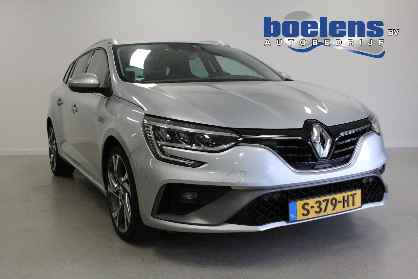 Renault Mégane E-Tech - Estate 1.6 Plug-In Hybrid 160 R.S. Line - AutoWereld.nl