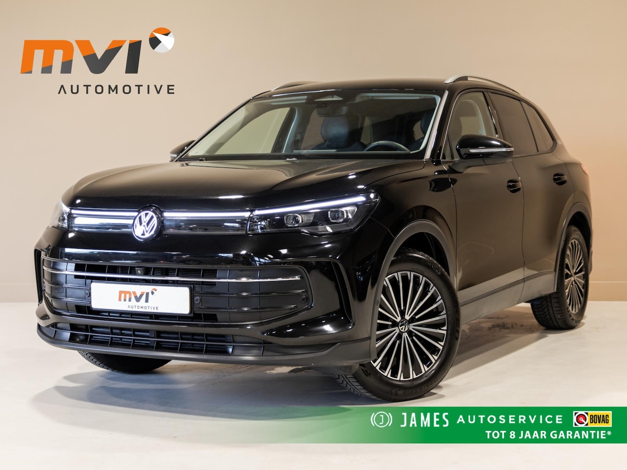 Volkswagen Tiguan - 1.5 eTSI Life Edition / 130pk / Rondomzicht camera / Dodehoek assistent / Stoelverwarming - AutoWereld.nl