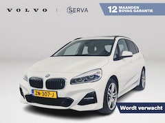 BMW 2-serie Active Tourer - 220i High Executive | Parkeercamera | Keyless | Head-up display | Stoel- en stuurverwarmin