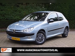 Peugeot 206 - 1.6-16V Gentry | Automaat | APK tot 08.2027