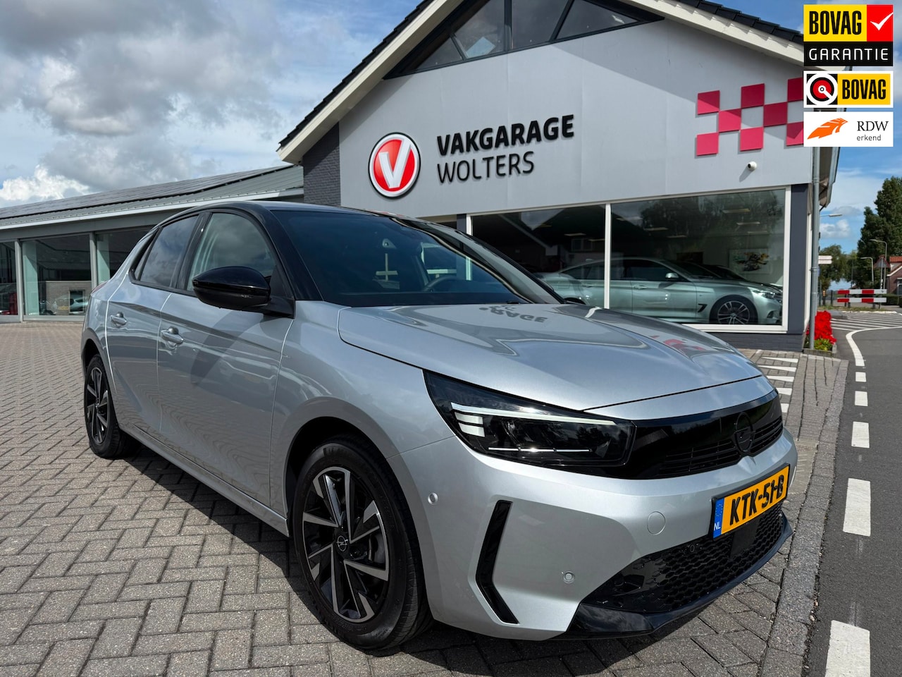 Opel Corsa - GS line 1.2 turbo 100 pk - AutoWereld.nl