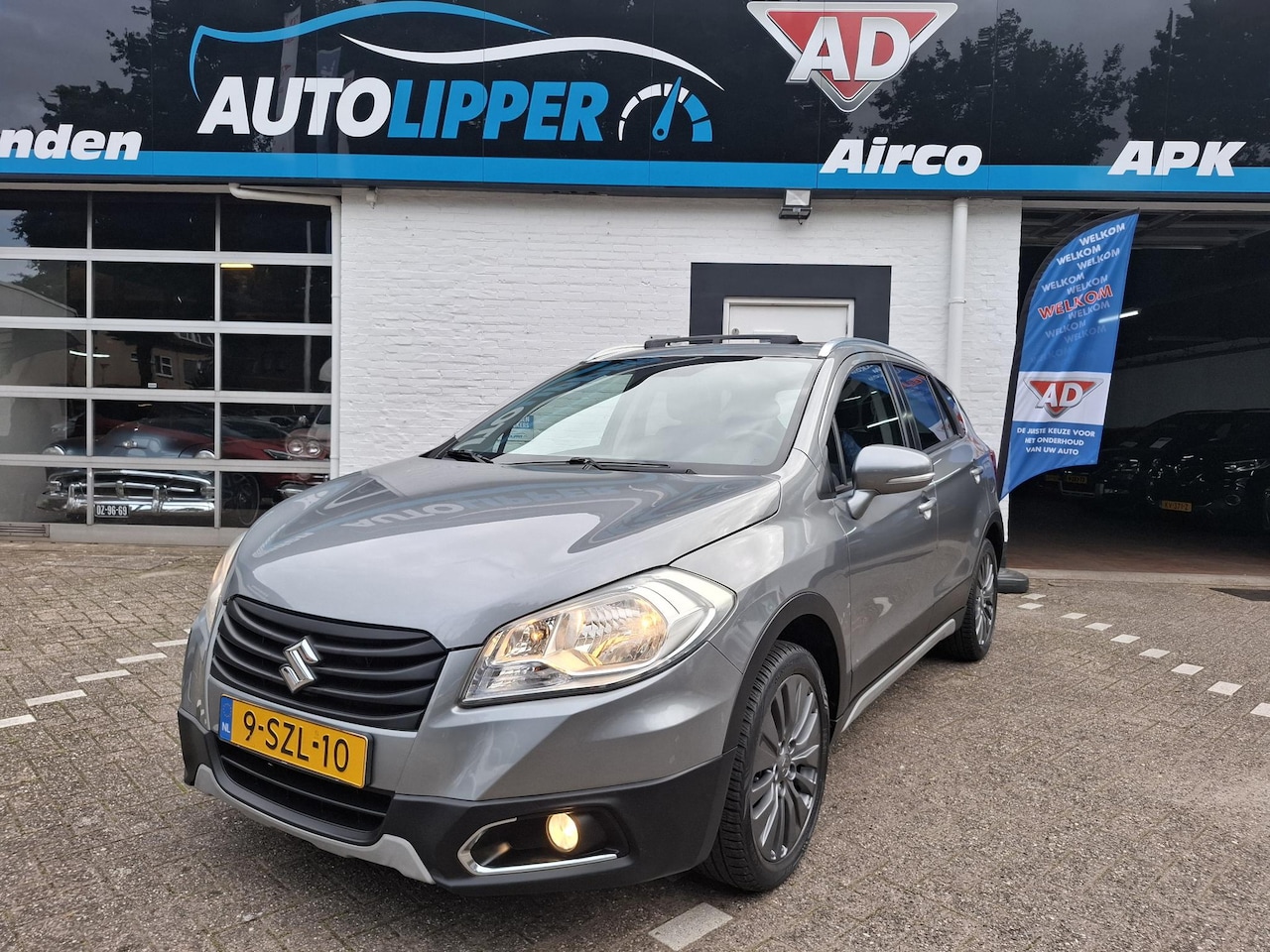 Suzuki SX4 S-Cross - 1.6 Exclusive /Nieuwe apk bij aflevering/Navi/CC/pano/lm velgen/All season/ Trekhaak - AutoWereld.nl