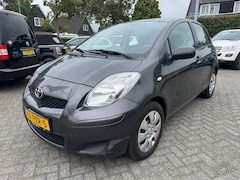 Toyota Yaris - 1.3 VVTi Comfort 5Drs, Apk 19/4/27, Airco, Nap, Trekhaak