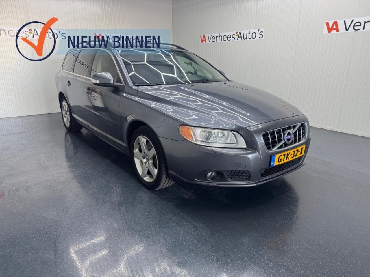Volvo V70 - 2.5FT Kinetic 2.5FT Kinetic - AutoWereld.nl