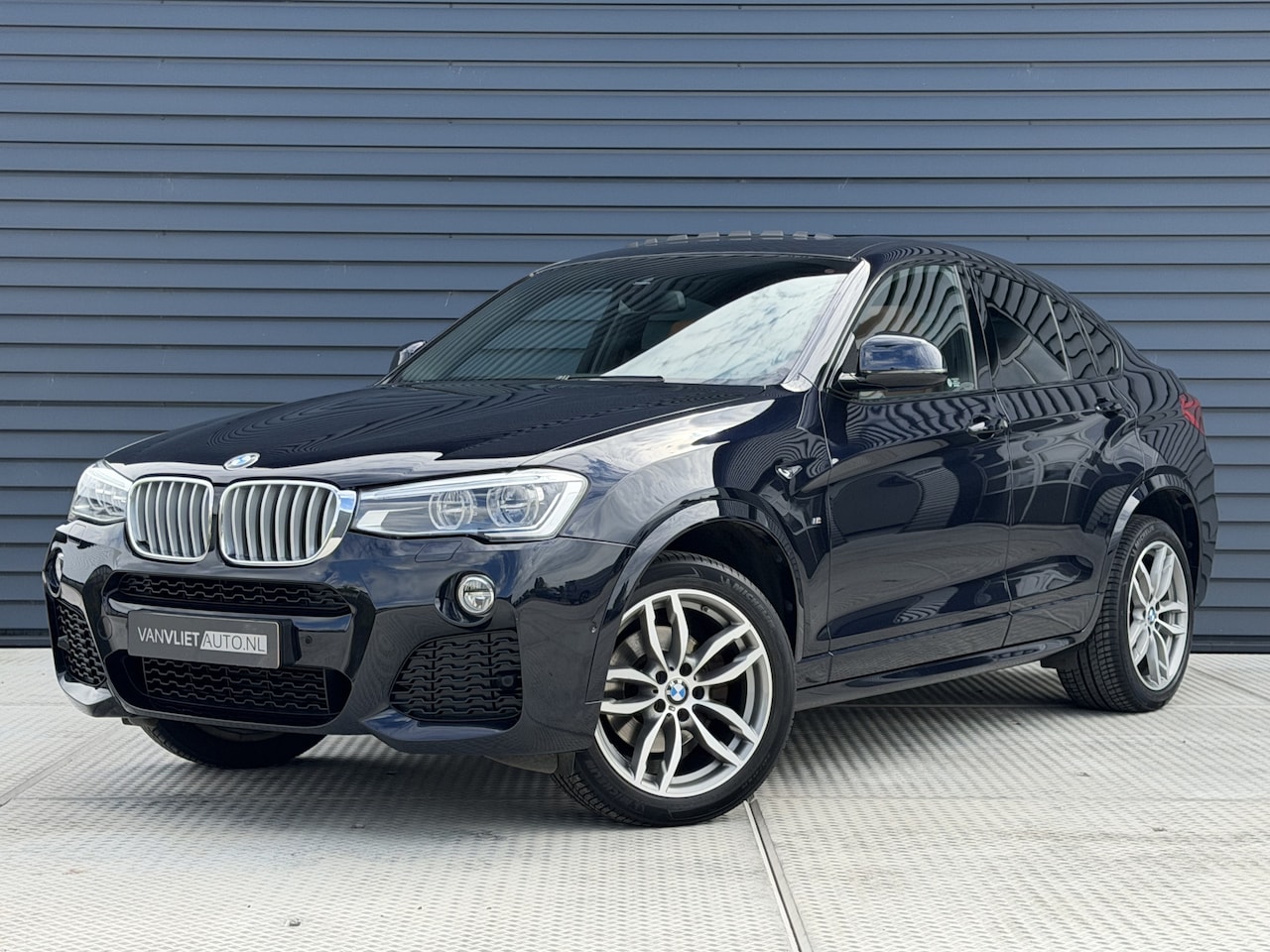 BMW X4 - xDrive28i High Executive M Sport Edition | Panorama dak | Head- Up | Camera | Memory Stoel - AutoWereld.nl