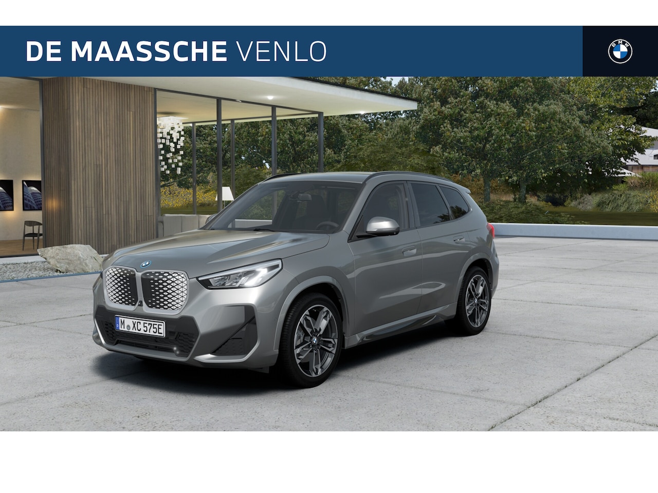 BMW iX1 - eDrive20 M Sport / Sportstoelen / Achteruitrijcamera / Stoelverwarming / Getint glas / PDC - AutoWereld.nl