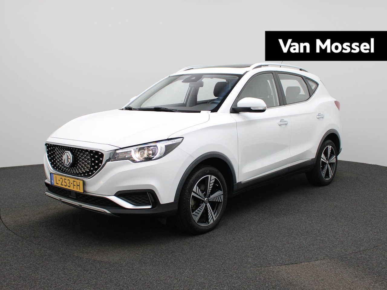 MG MG ZS EV - Luxury 45 kWh Mg Mg zs ev - AutoWereld.nl