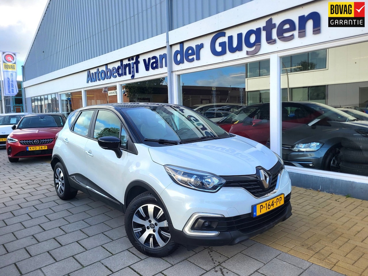 Renault Captur - 0.9 TCe Life / Lichtmetalen velgen / park.sens. achter / Airco / Bluetooth / - AutoWereld.nl