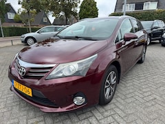 Toyota Avensis Wagon - 2.0 D-4D Business Apk 15/6/27, Airco, Cruise, Navi, Trekhaak