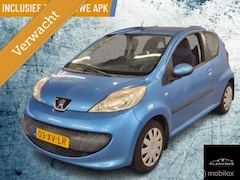 Peugeot 107 - 1.0-12V XS