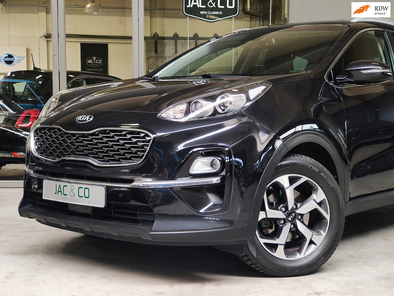 Kia Sportage - 1.6 T-GDI DynamicLine (€16790,- ex BTW) Apple Carplay - AutoWereld.nl
