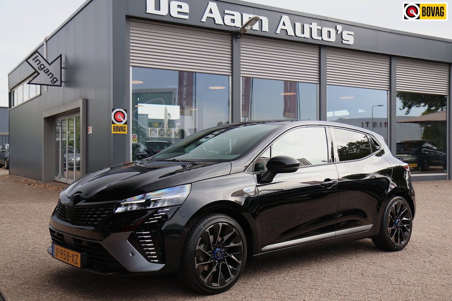 Renault Clio - 1.6 E-Tech Full Hybrid 145 esprit Alpine 360 Camera - AutoWereld.nl