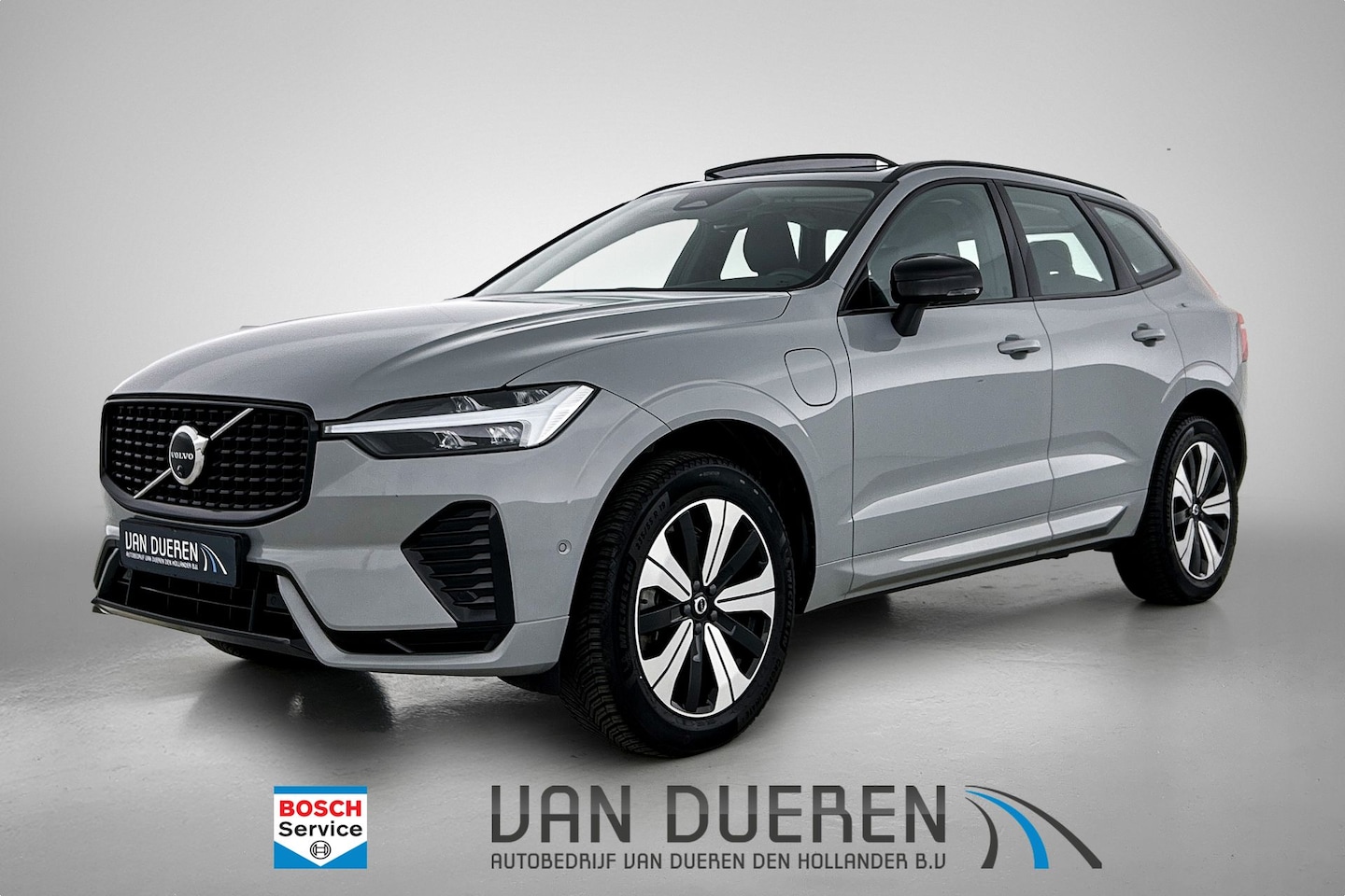 Volvo XC60 - 2.0 T6 Plug-in hybrid AWD Plus Dark Pano, Trekhaak, Memory - AutoWereld.nl